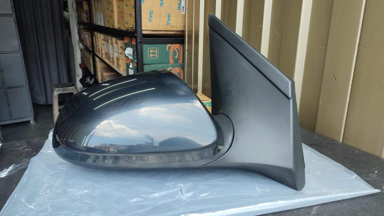 Retrovisor Chevrolet Gran i10 Eléctrico - 