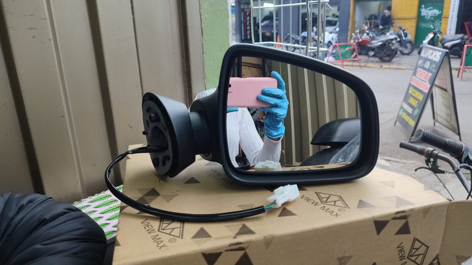 Retrovisor Renault Sandero Eléctrico - 
